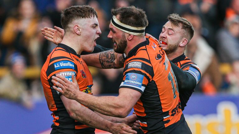 Castleford played defending champions St Helens off the park at the Mend-A-Hose Jungle