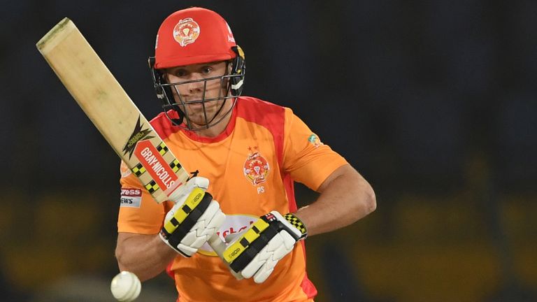 Islamabad United de Phil Salt fue eliminado a pesar de su golpe de 25