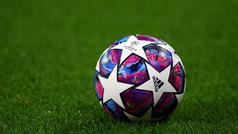 La UEFA discutirá una variedad de temas diferentes, incluyendo cómo terminar la temporada, en una reunión el miércoles