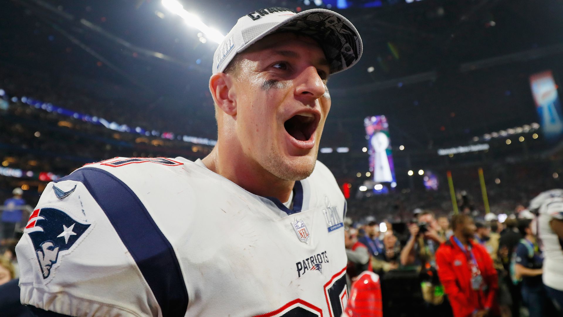 Gronkowski loses WWE 24/7 belt after record run