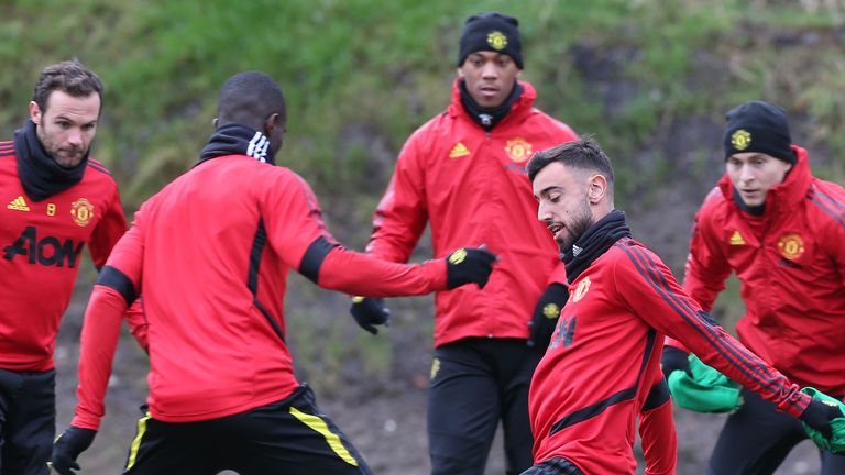 Man Utd planea regresar a la capacitación en Carrington si se alivian las restricciones gubernamentales