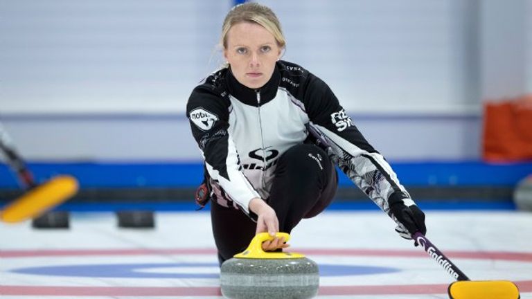 European silver medallist Vicky Wright will go back to work as a nurse to help fight the coronavirus pandemic (Credit: Graeme Hart)