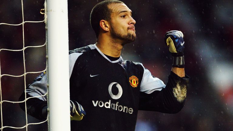 Tim Howard joined Man Utd in 2003 and left for Everton three years later, initially on loan