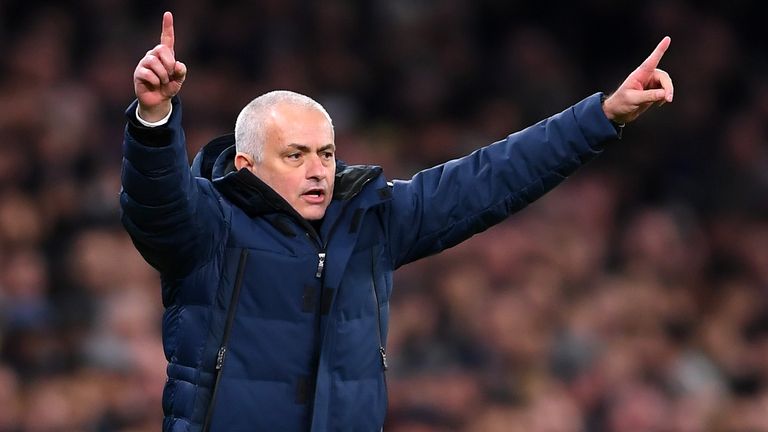 Jose Mourinho welcomes former club Manchester United to Tottenham