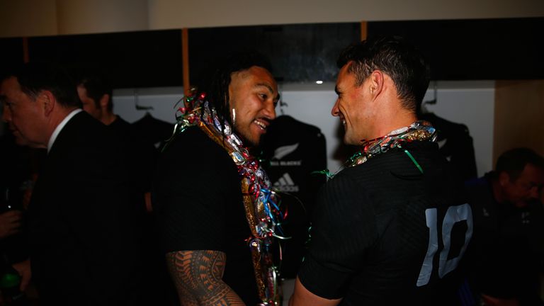 Ma'a Nonu (L) and Carter liked to compare text messages after games