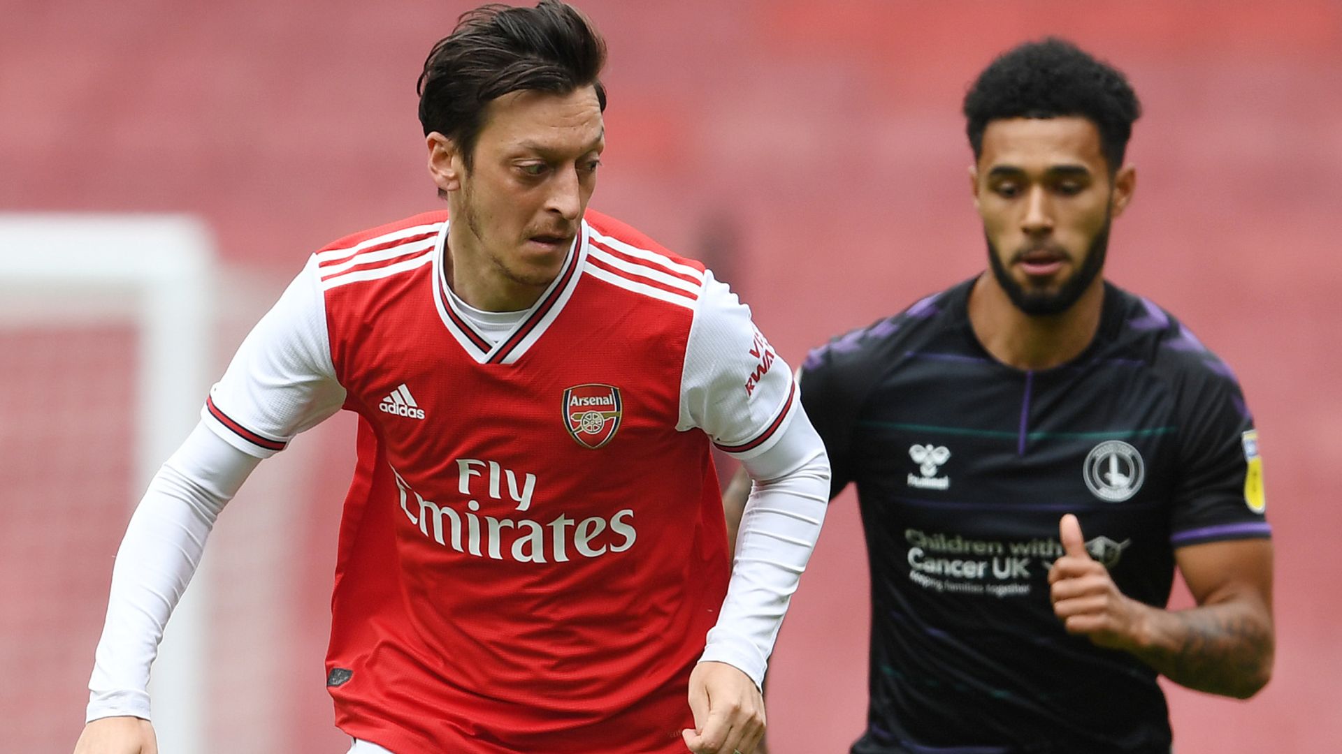 Arsenal thrash Charlton in friendly