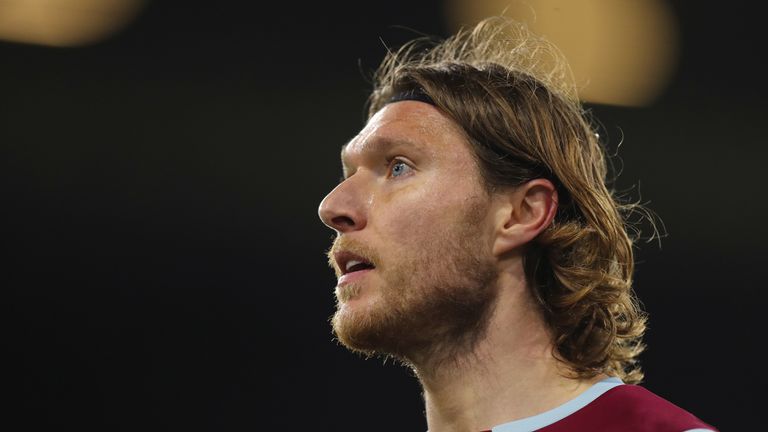 Jeff Hendrick is closing in on a move to Newcastle