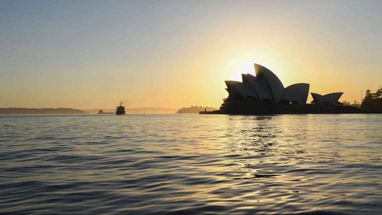 The Sydney Opera House would be a unique backdrop for a world heavyweight title fight