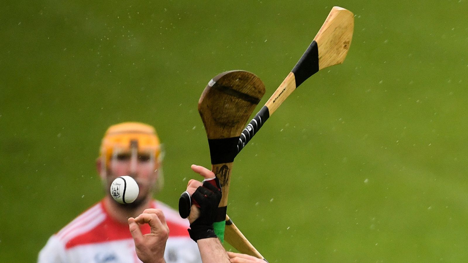 Aonghus Clarke on using bamboo stick 'I wouldn't go back to my ash