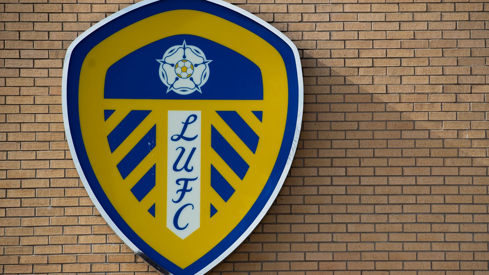 Leeds United and adidas agree record-breaking five-year kit deal ...