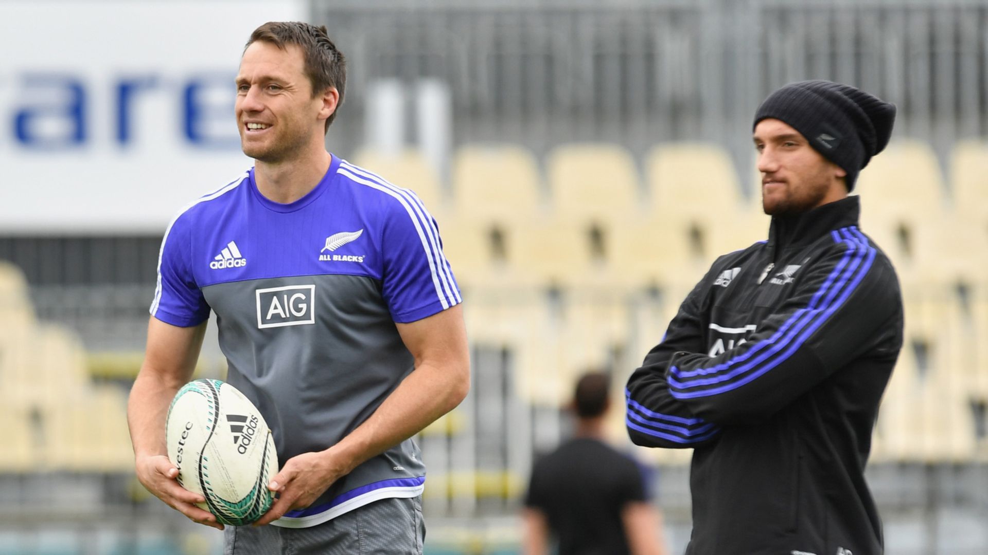 Smith and Cruden to join Japan's Kobe Steelers