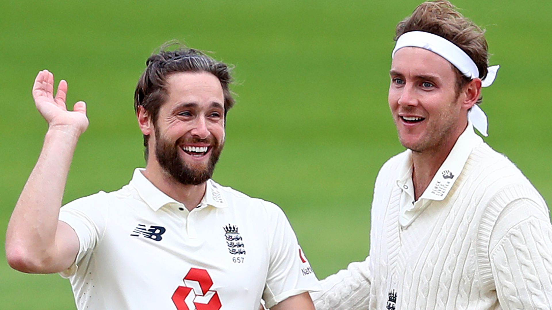 Broad's 500th, Woakes five-for seal series for England