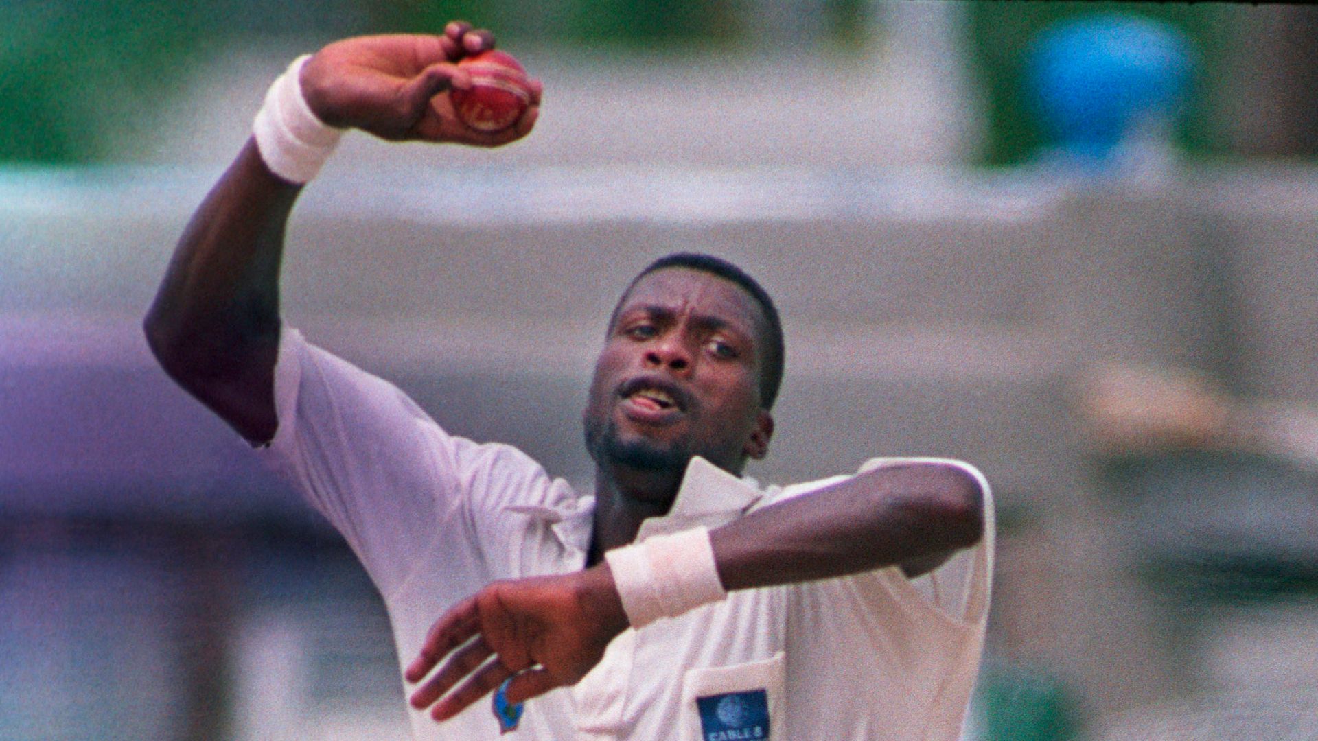Pictures from Paradise: England heroics in vain