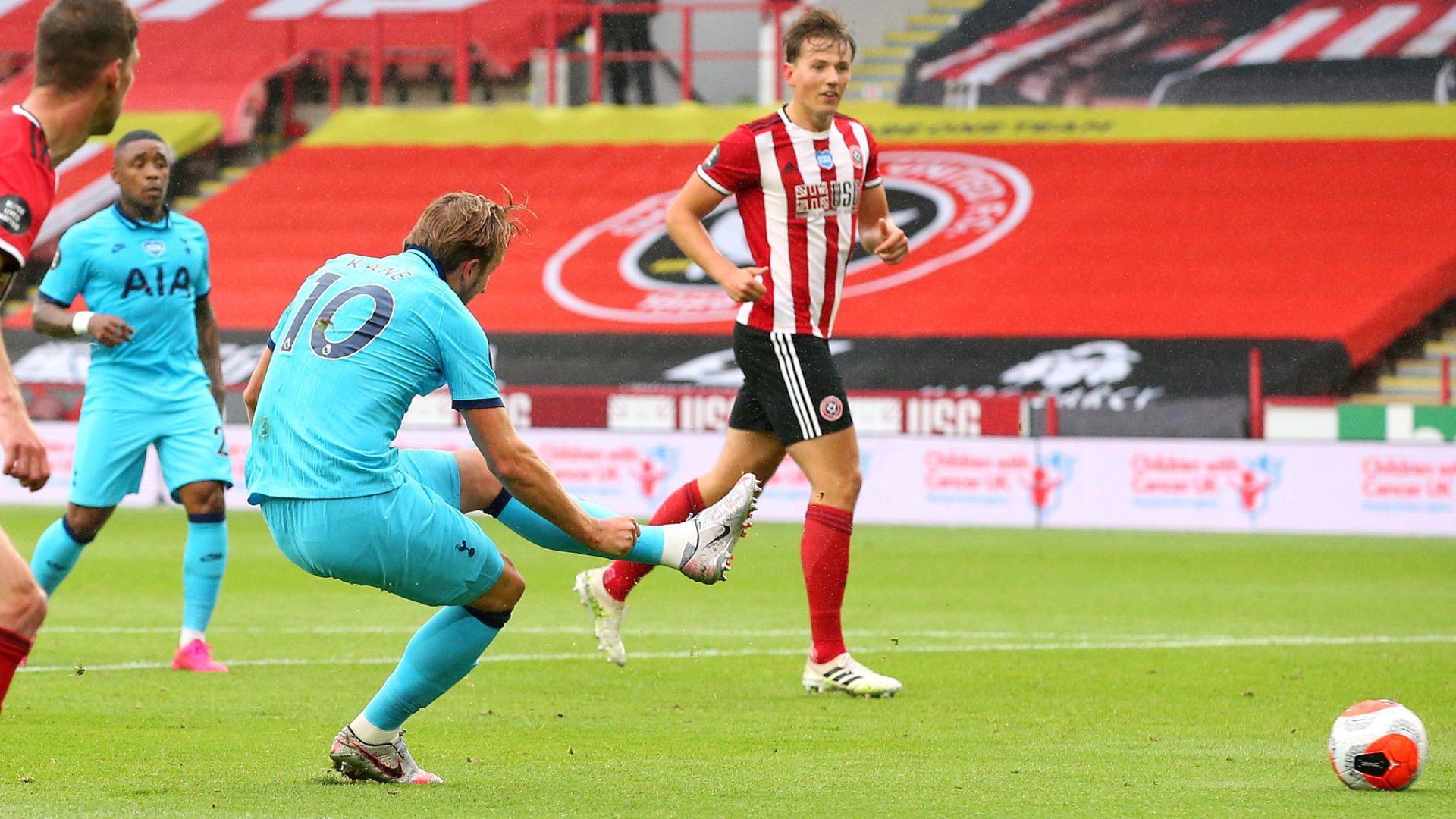 Spurs' ruled-out goal: 'Worst decision ever'