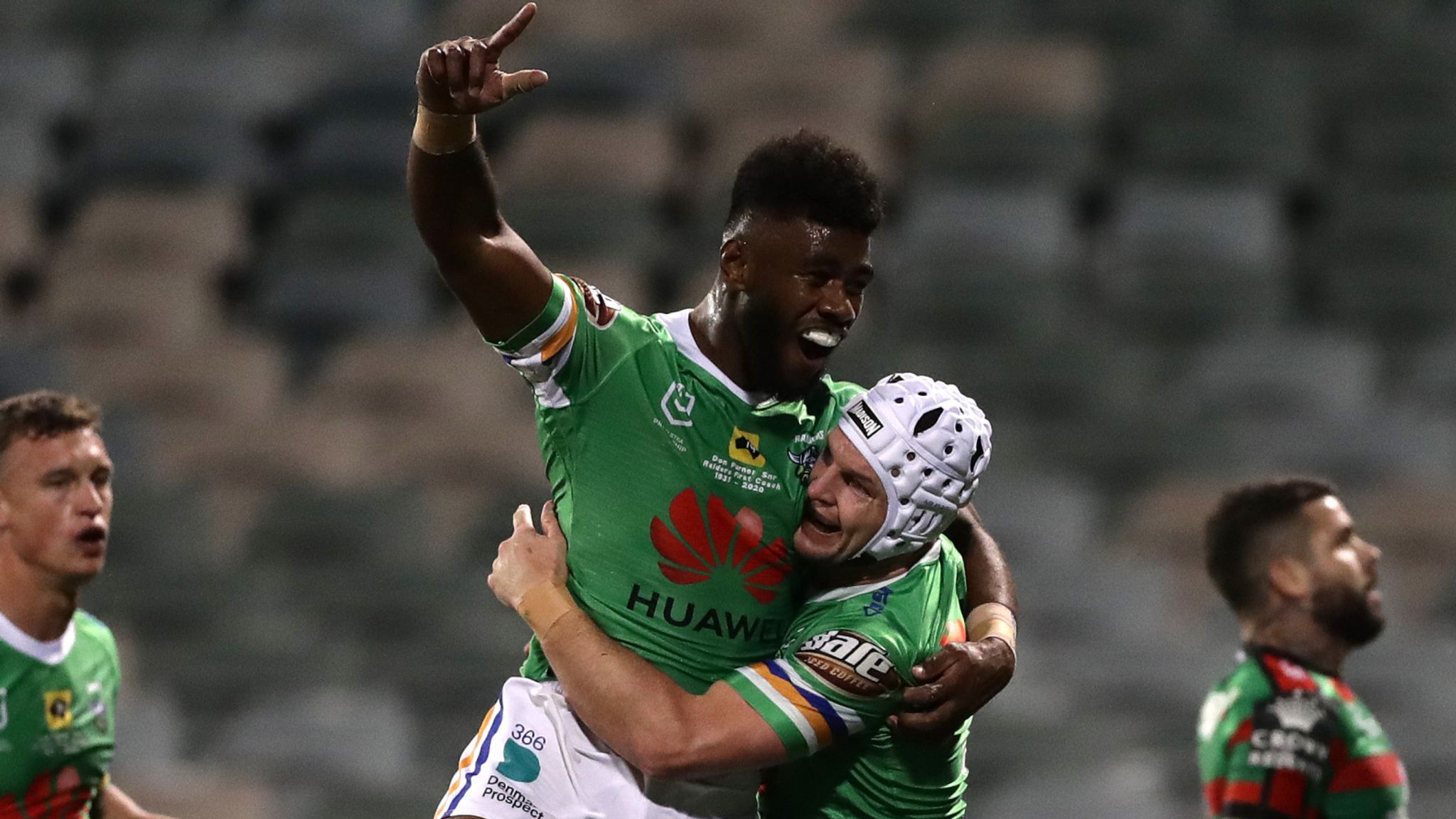 Saturday S Nrl Wrap Sydney Roosters Cronulla Sharks And Canberra Raiders Victorious Rugby League News Sky Sports