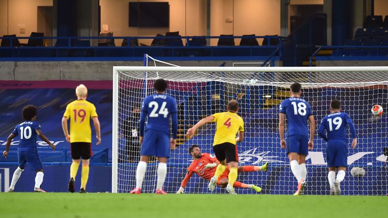 Willian tucks home his ninth Premier League goal of the season from the spot