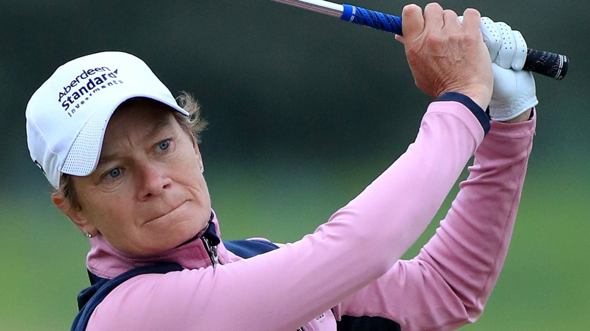 Matthew rolls back years at Women's Open