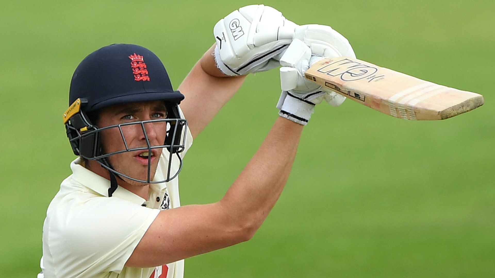 Lawrence leaves England squad after bereavement