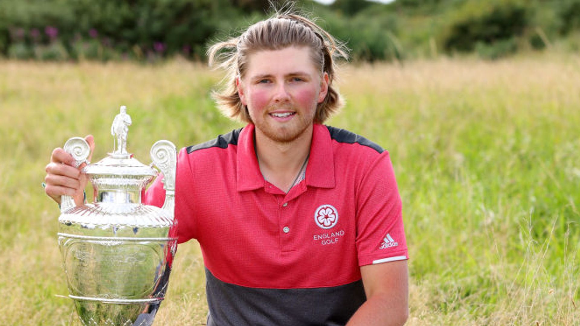 Long clinches Amateur title