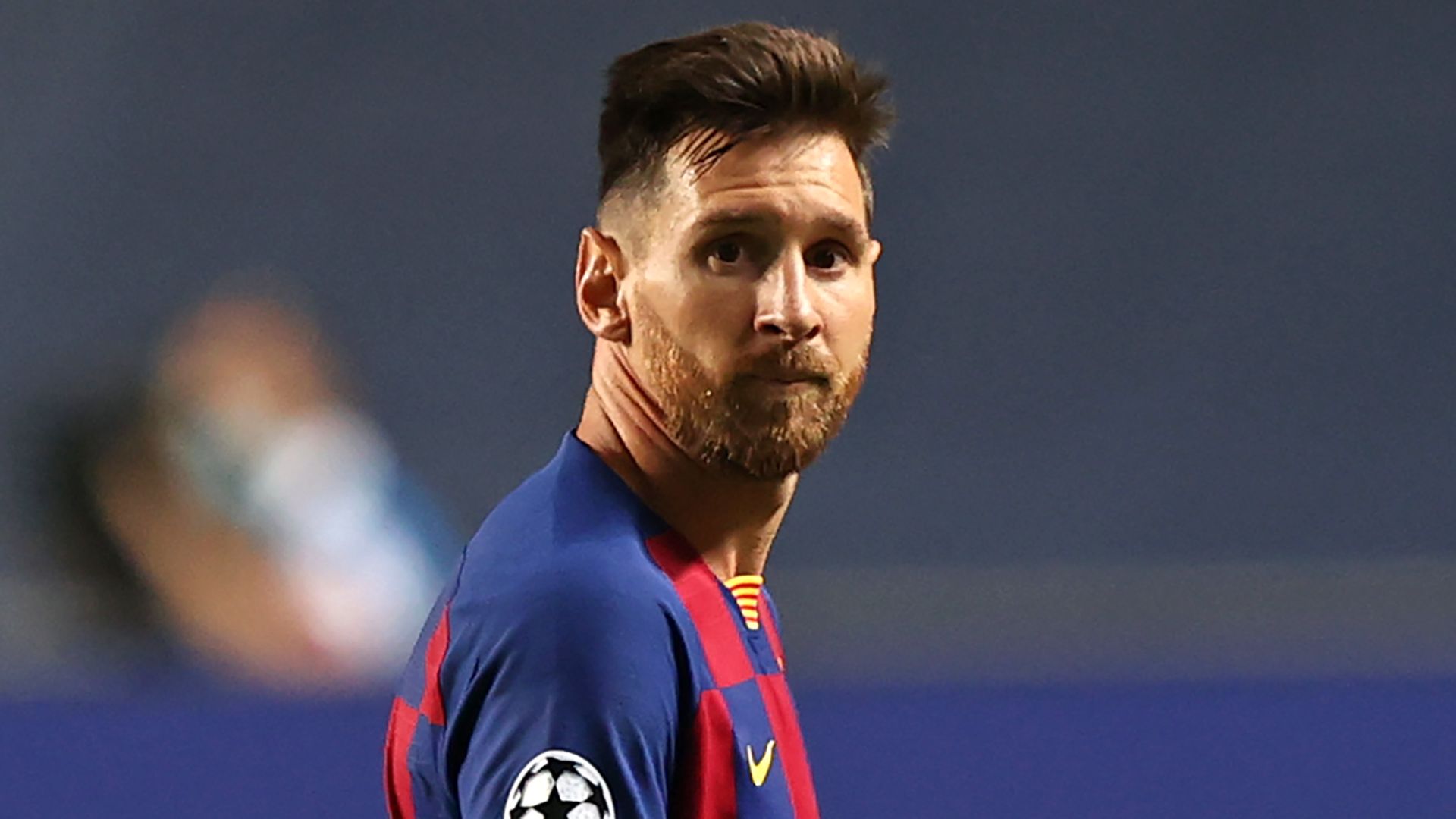 Messi 'risks FIFA ban' over Barca contract dispute