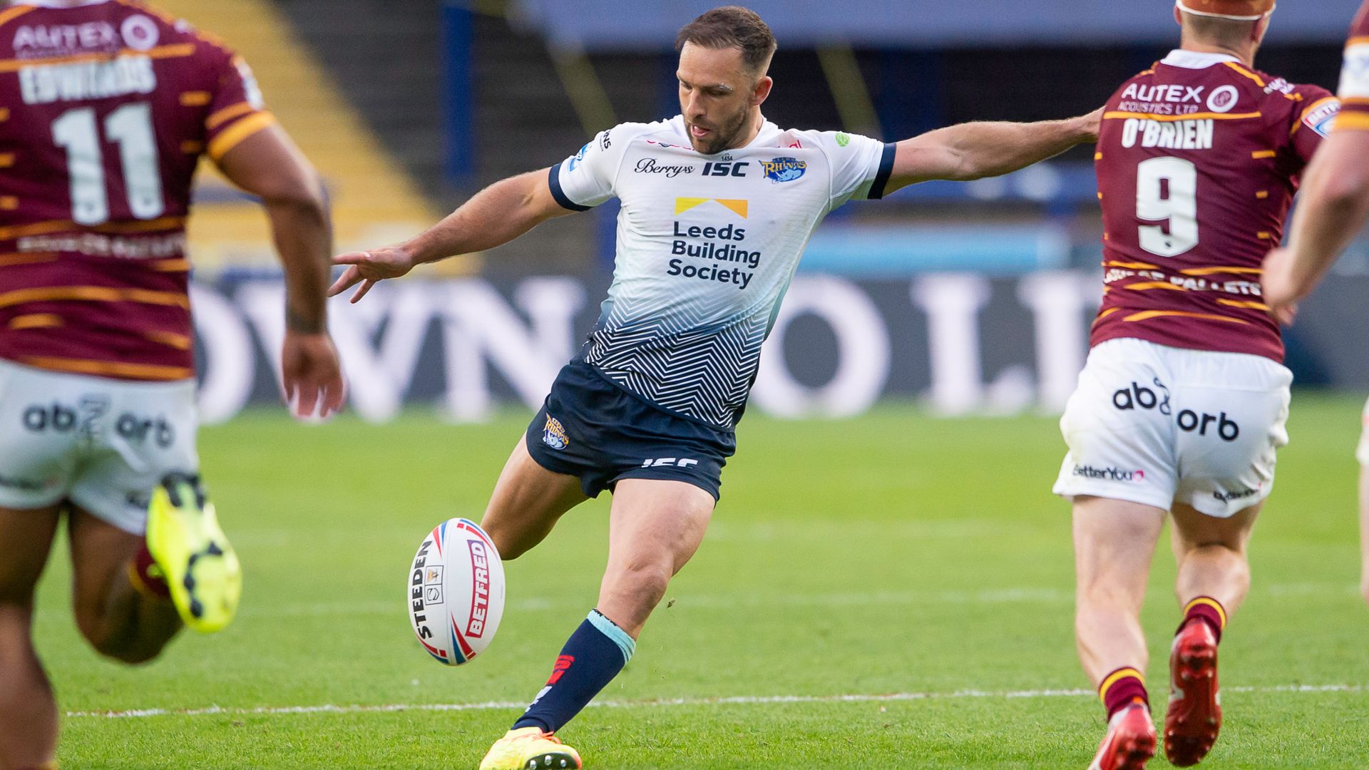 Rhinos stun Giants in golden-point thriller