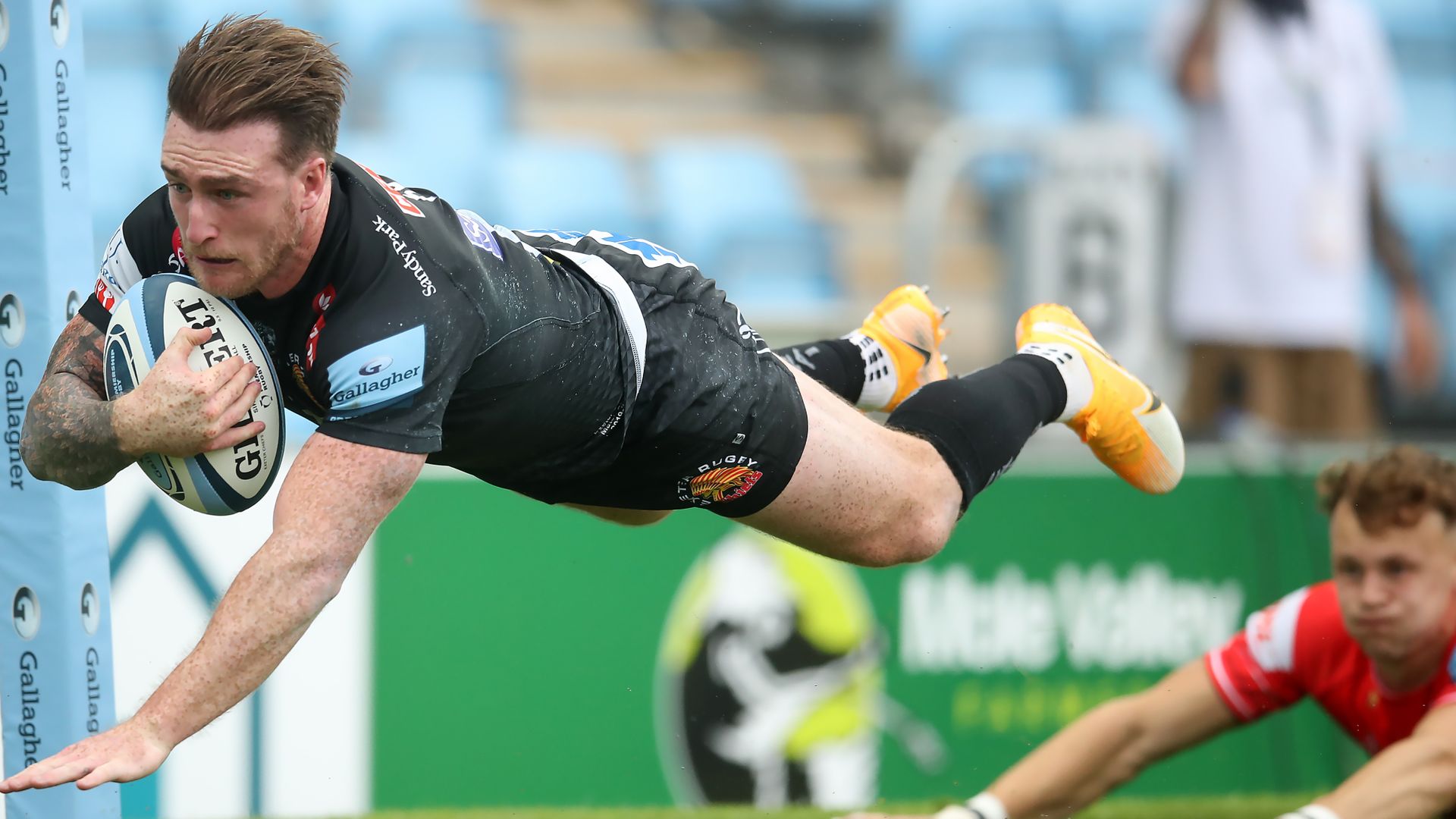 Premiership: Exeter extend lead, Gloucester cruise