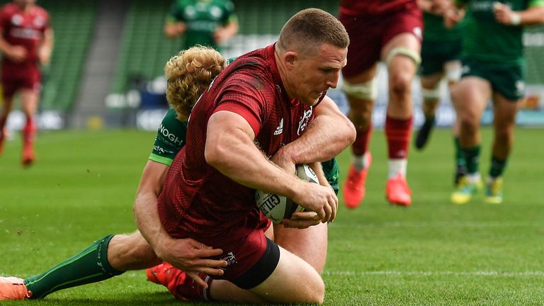 Andrew Conway scored twice as Munster thrashed Connacht to book a semi-final with Leinster 