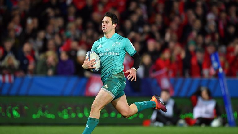 Carbery in action against for Munster against Gloucester in 2019