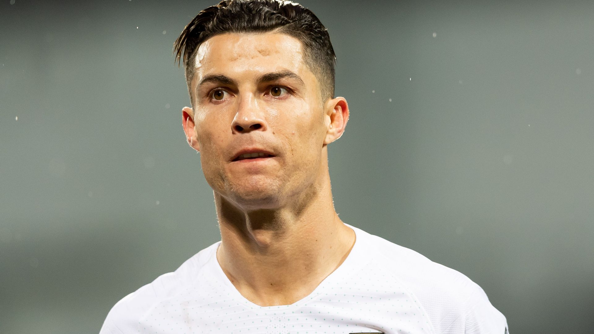 Ronaldo tests positive for coronavirus