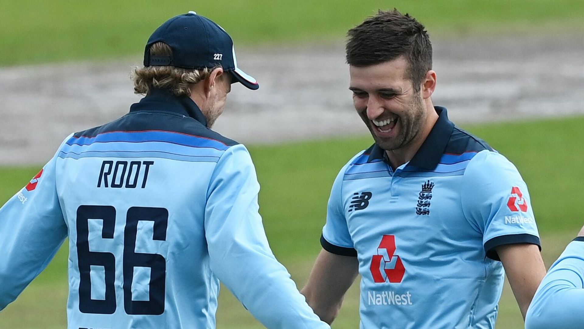 Australia three down after Wood double LIVE!