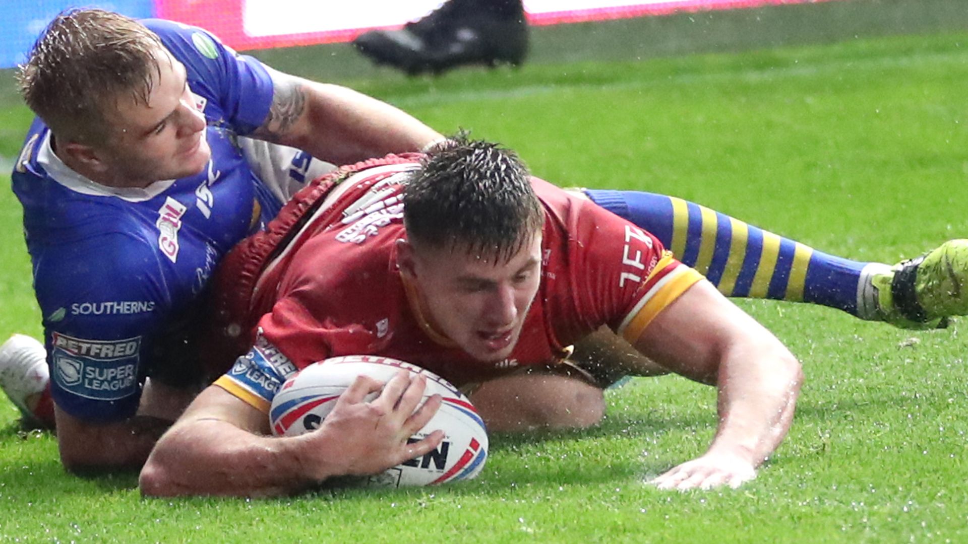 Davies stars as Catalans beat Leeds