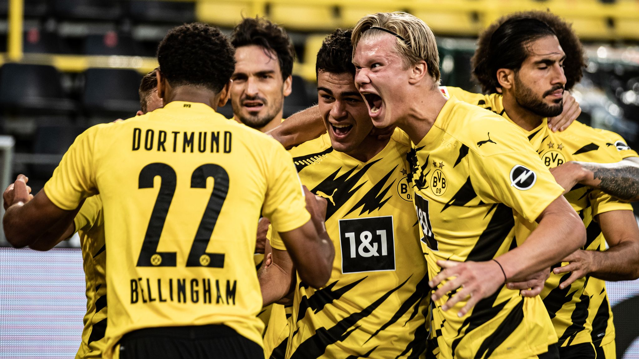 Jadon Sancho Shines As Borussia Dortmund Start Bundesliga Season In Style European Round Up Football News Sky Sports