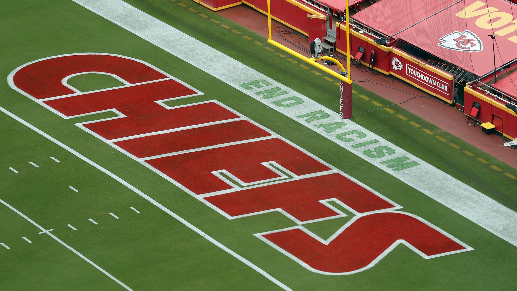 Texans remain in locker room during anthem, observe 'moment of unity' with  Chiefs