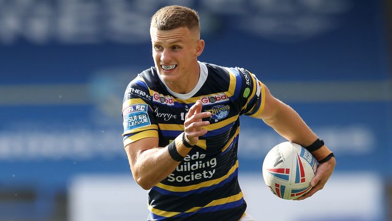 Watch highlights as Leeds strengthened their claims for a top-four finish in Super League with victory over Hull KR.