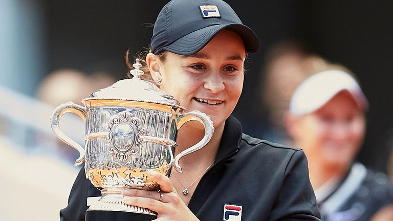 Barty will not defend her French Open title in Paris this year