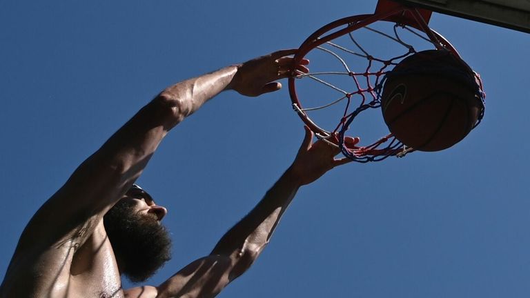 More than 1.3m people played basketball at least once between 2018 and 2019