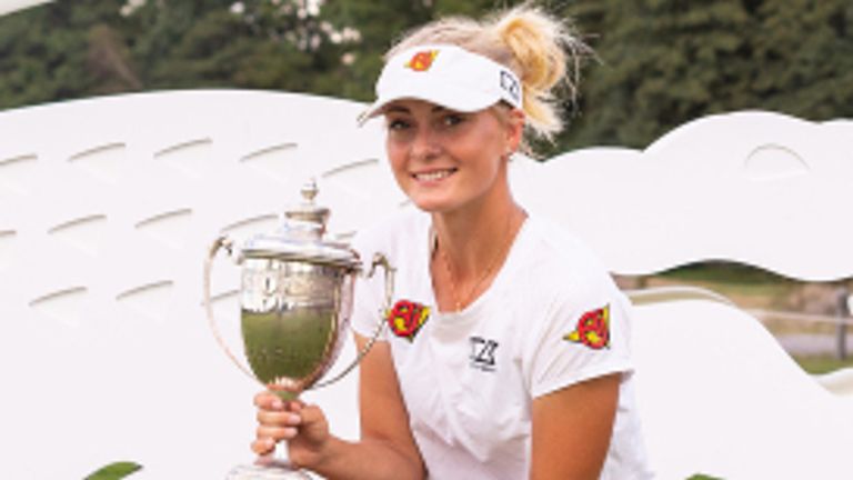 Julia Engstrom registered a one-shot win in France