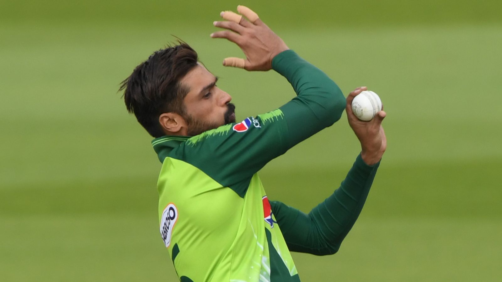 Mohammad Amir dropped by Pakistan for whiteball series against