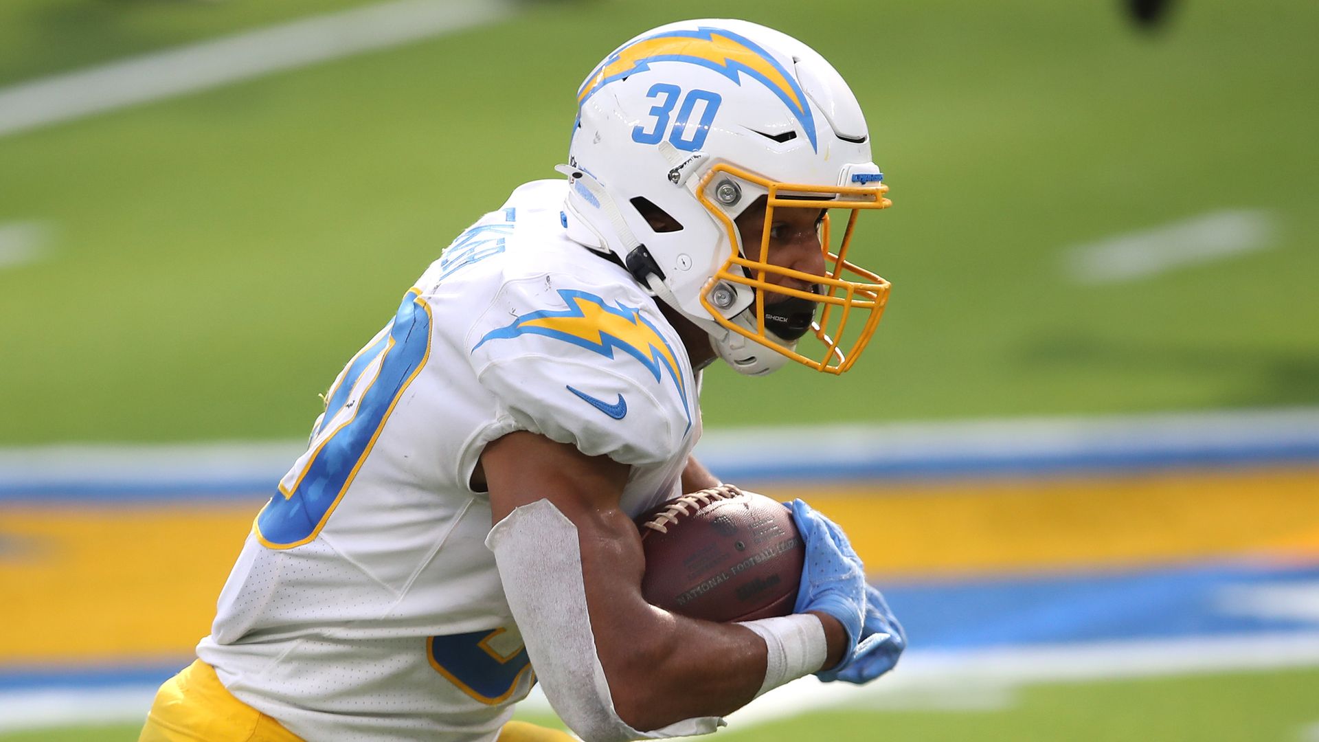 Chargers RB Ekeler set to miss multiple weeks
