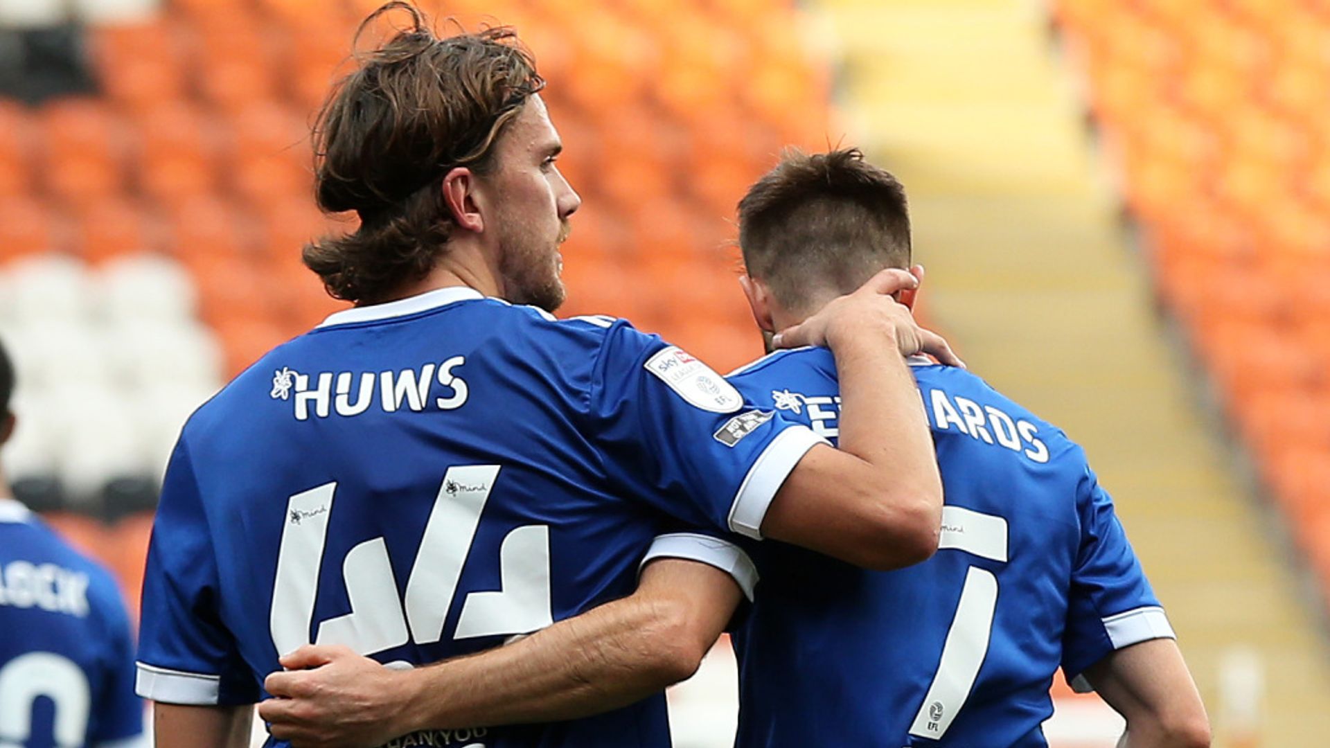 L1: Ipswich go top, Portsmouth win L1: Ipswich go top, Portsmouth win