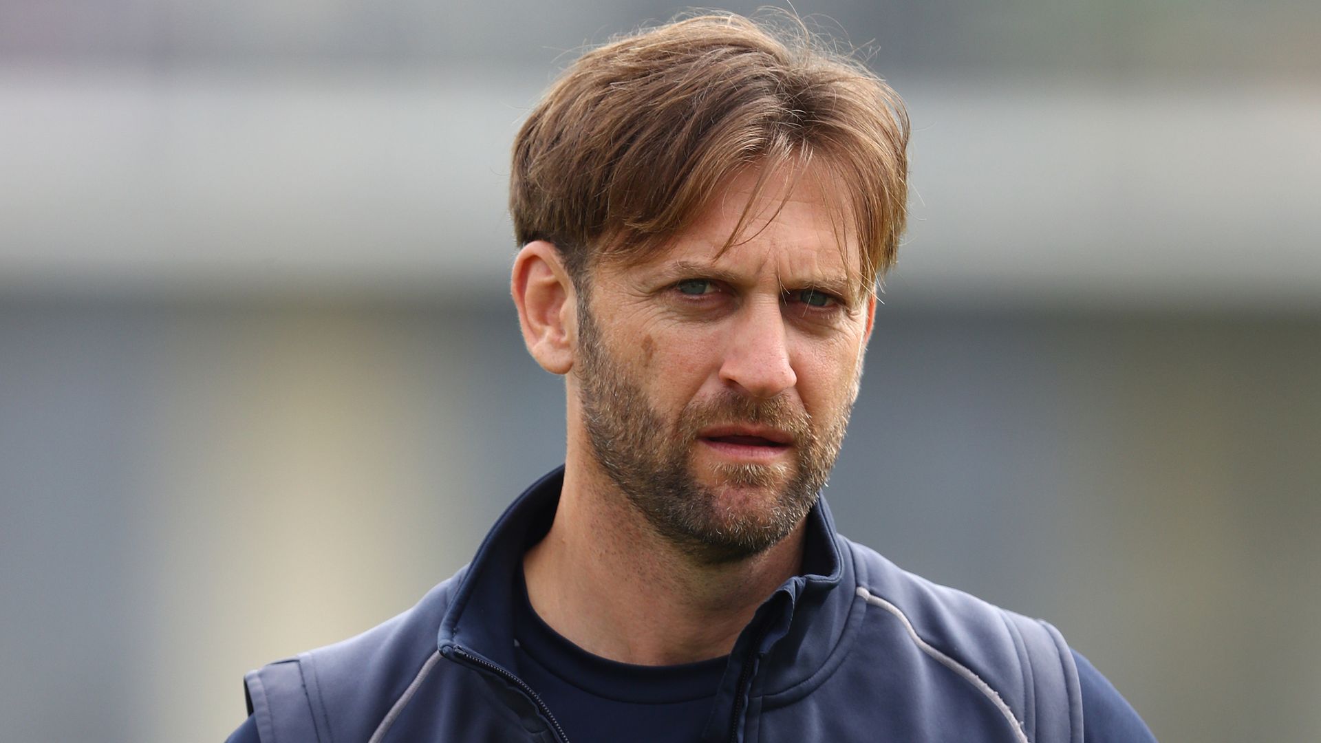 Head coach Troughton leaves Warwickshire