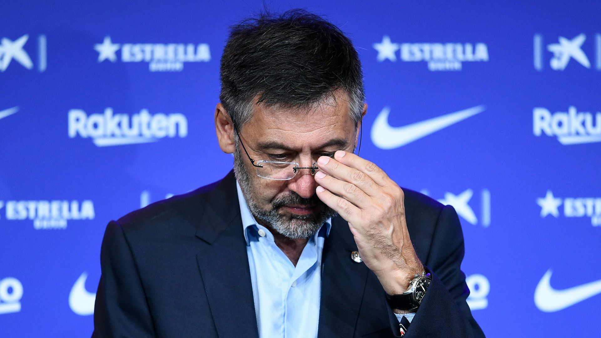 Bartomeu resigns as Barcelona president