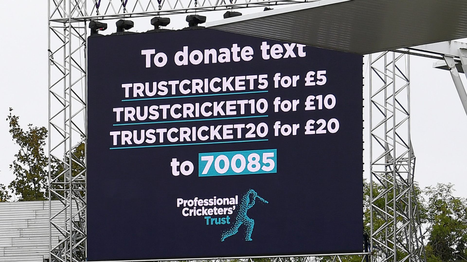Finals Day raises £15k for Cricketers' Trust