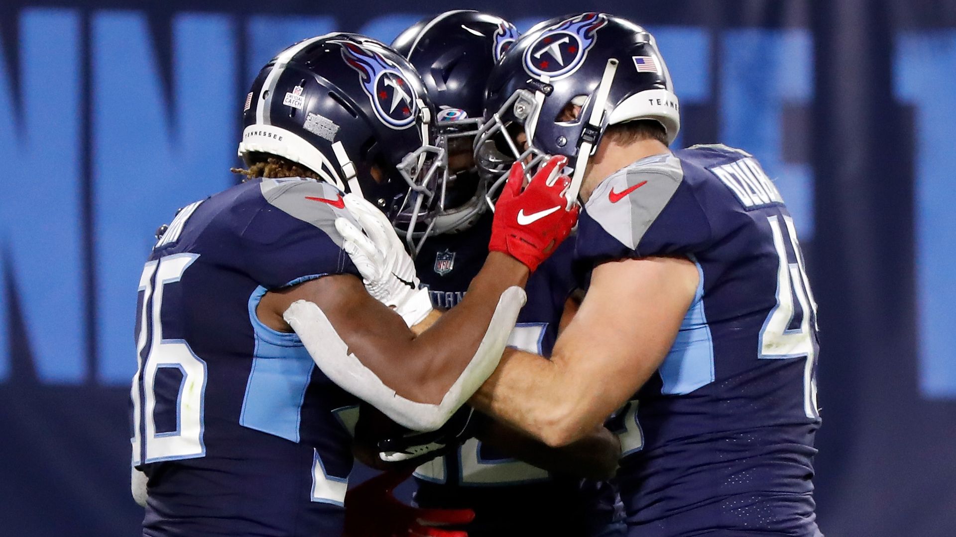 Titans return as Tannehill blows away Bills