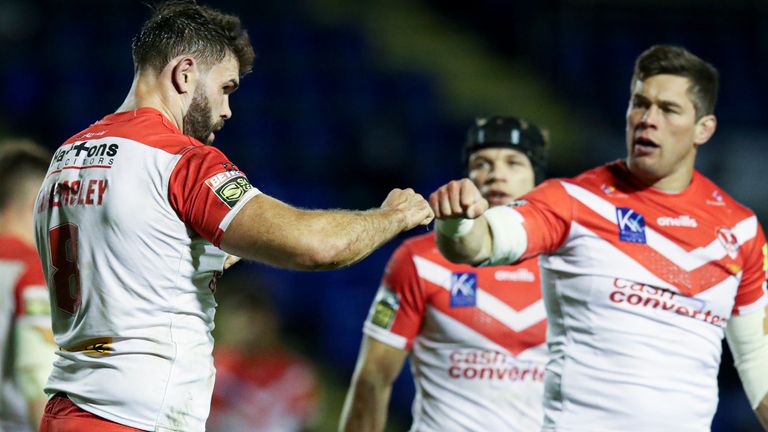 Highlights from the Super League clash between St Helens and Wakefield