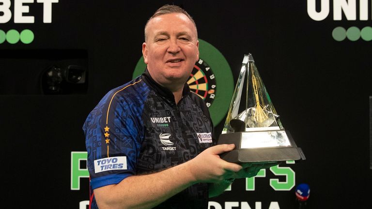 Glen Durrant secured top spot in last year's Premier League, before capping off a dream campaign by lifting the title