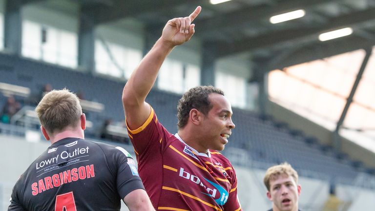 Leroy Cudjoe scored a try as Huddersfield went into the break in the lead 