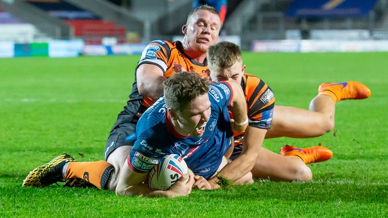 Matt Parcell's try kept Hull KR in the game in the second half
