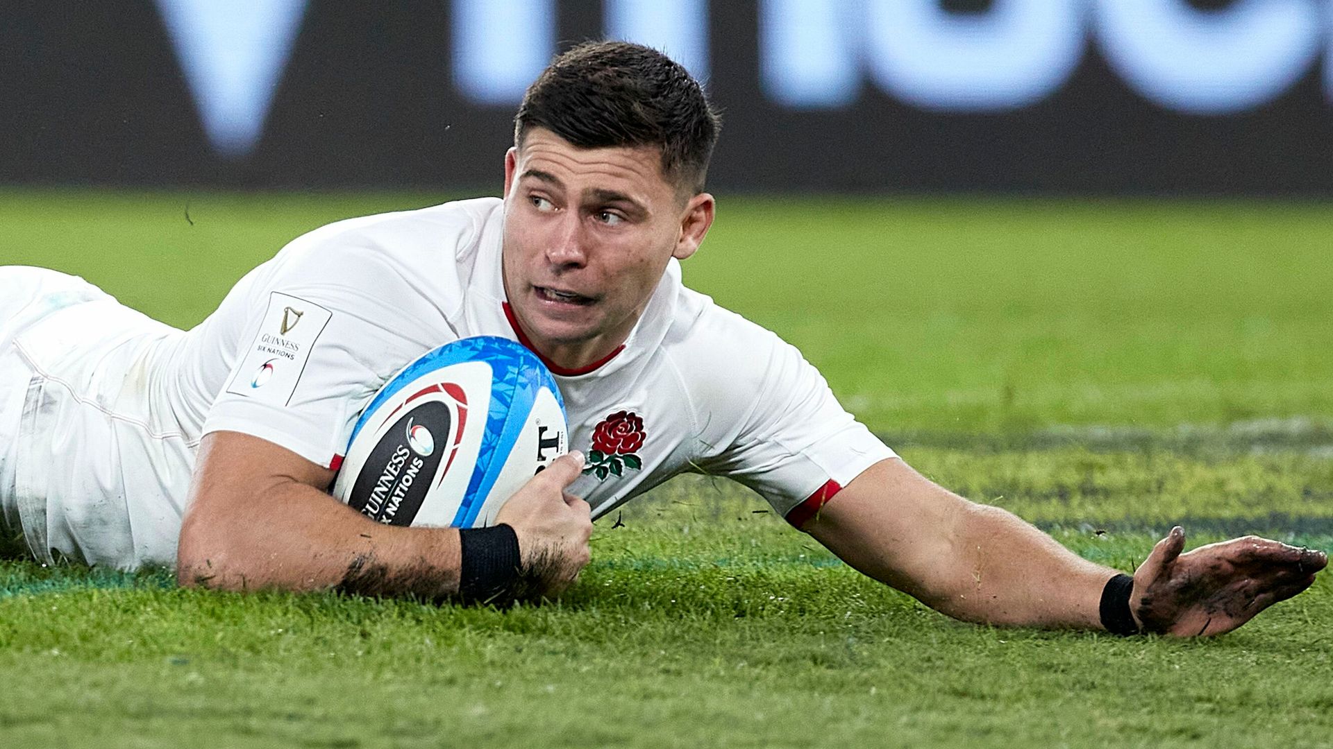 Youngs ready for battle with 'world's best' Dupont