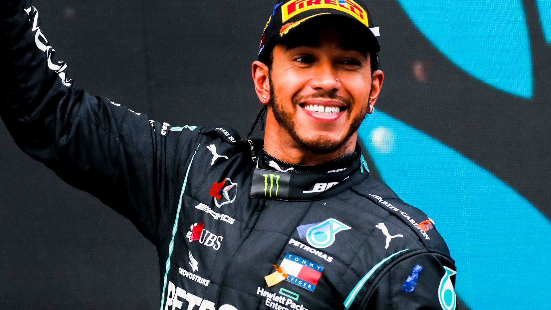 Hamilton to be knighted in New Year Honours